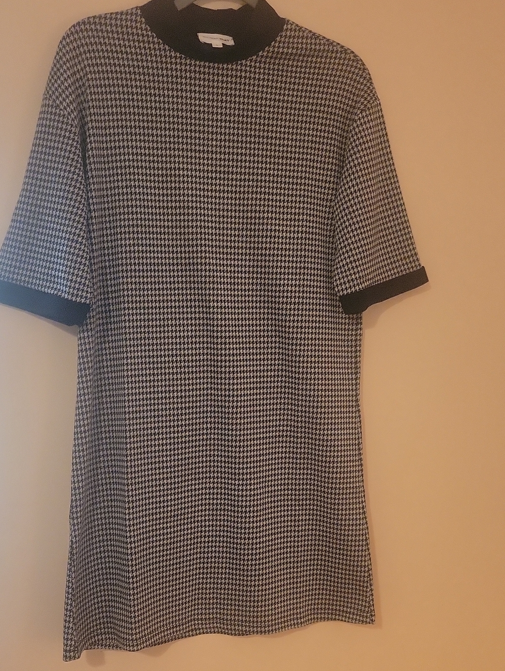#9G Women's Black & White Houndstooth Short Sleeve Dress